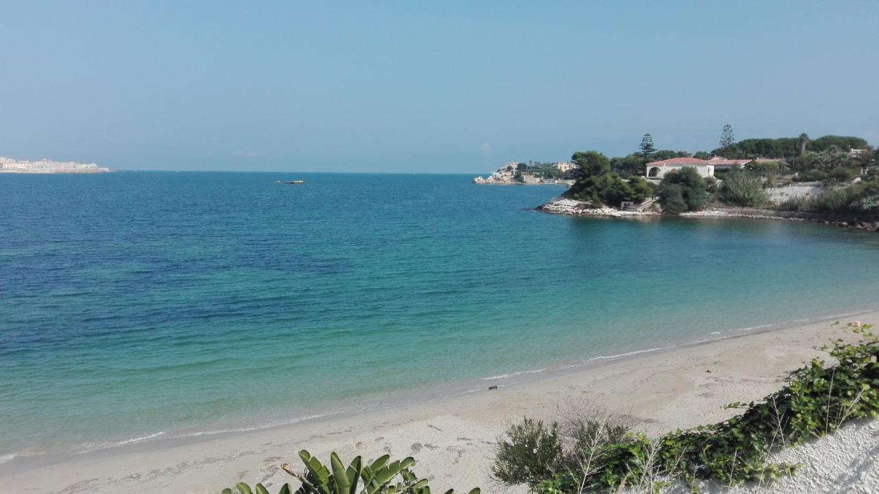 Villa Per Vacanze Isola Fanusa Exteriör bild