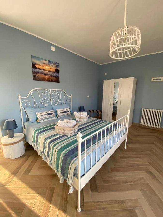 Villa Per Vacanze Isola Fanusa Exteriör bild
