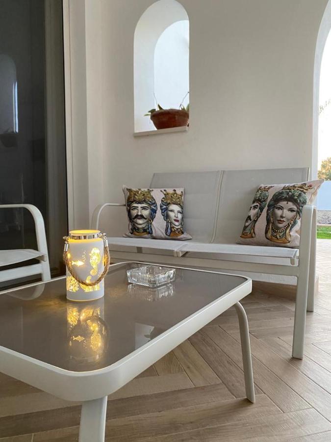 Villa Per Vacanze Isola Fanusa Exteriör bild